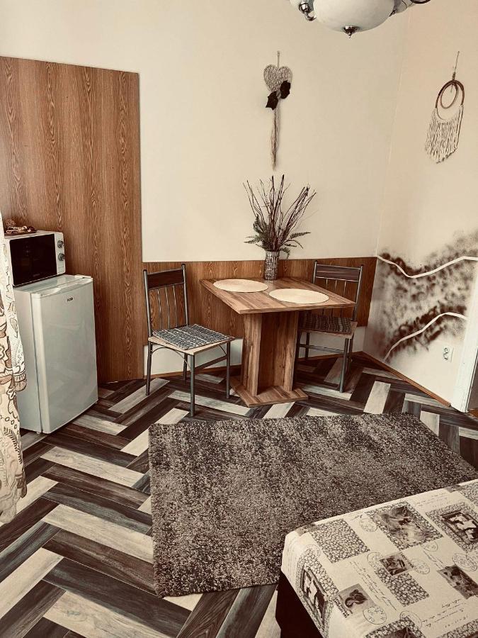 Best Price Guesthouse Szegedin Exterior foto